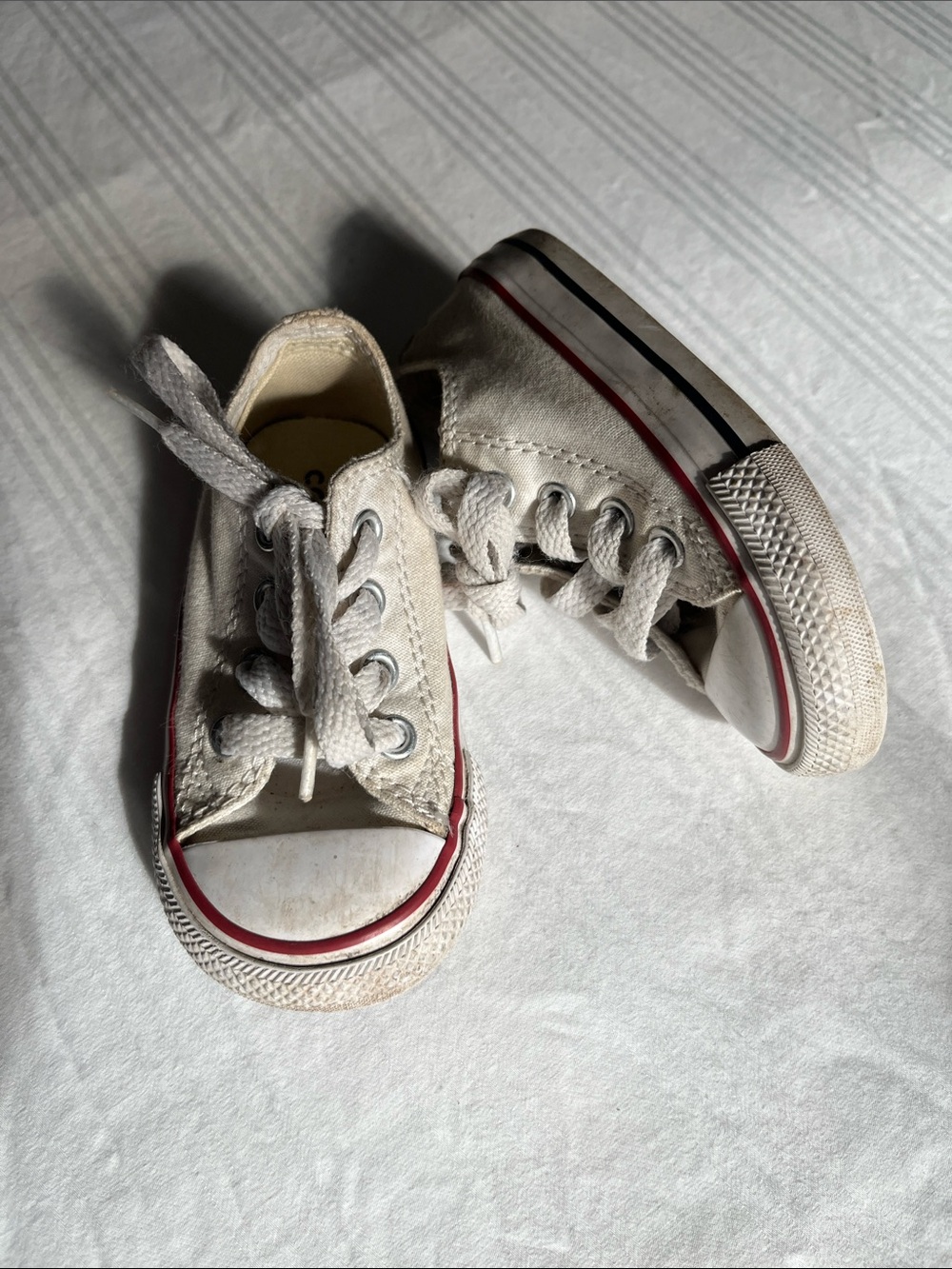 ⚡️ FLASH SALE ⚡️ Converse All Star Baby Sneakers Size 5